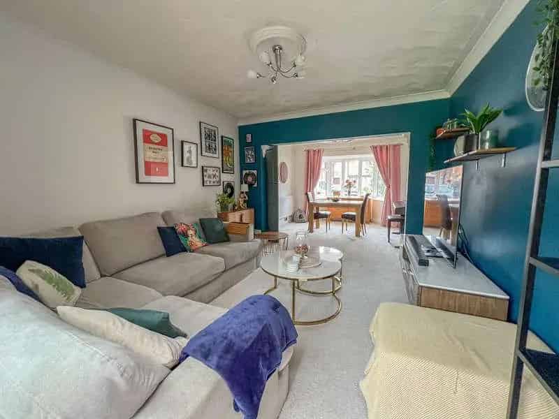 3 Bed Semi-Detached House For Sale