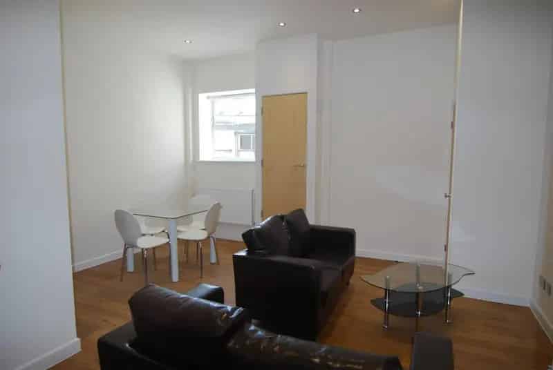 5 Bedroom Student Flat Near UOB Campus City Centre