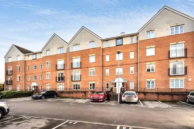 Flat For Sale , Wakefield, England