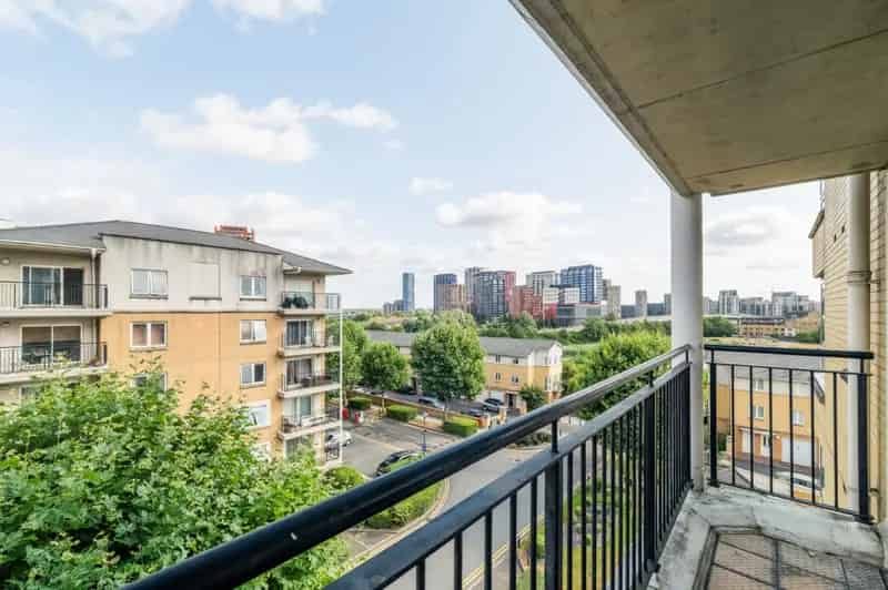 1 Bedroom Flat for Sale near Canary Wharf