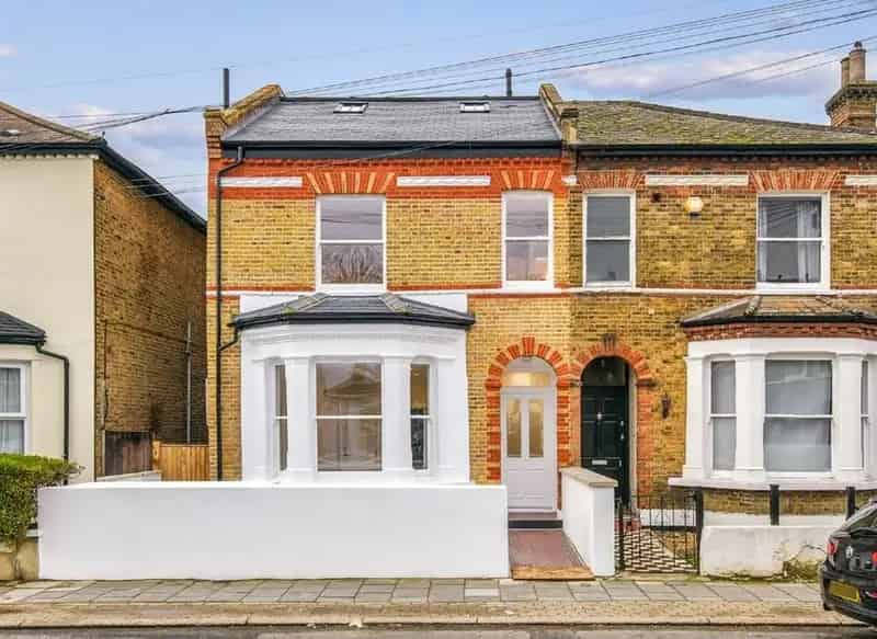 3-Bedroom Edwardian Conversion Near Central Balham