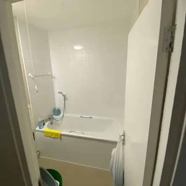 2 Bed Flat near King's Cross - Right to Buy Considered