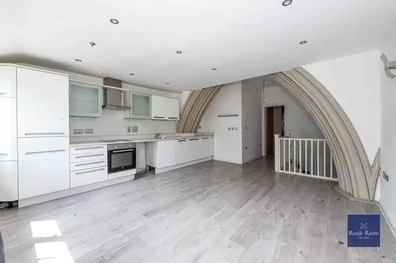 2 Bedroom Flat for Sale in London SE1