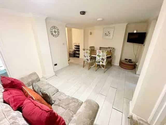 1 Bedroom Apartment to Rent