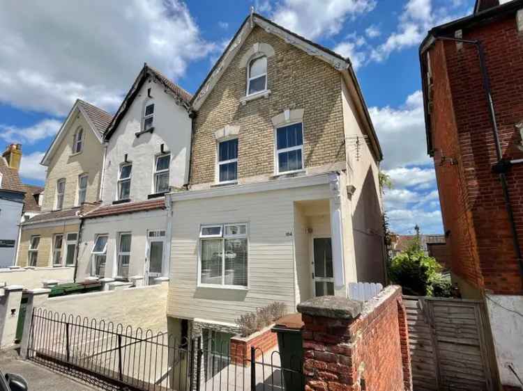 4 Bedroom End Terrace House Folkestone Central Location