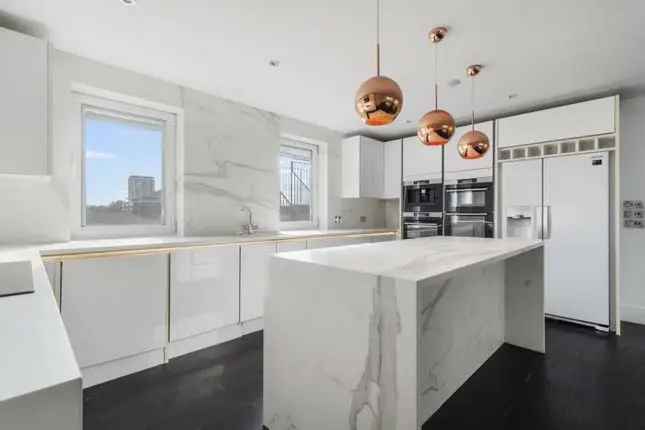 Flat for sale in Praed Street, Paddington W2