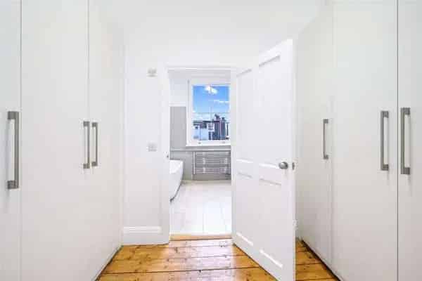 Five Bedroom Victorian Townhouse Westwick Gardens