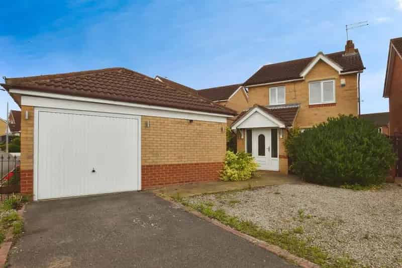 3 Bedroom Detached House For Sale in Hull