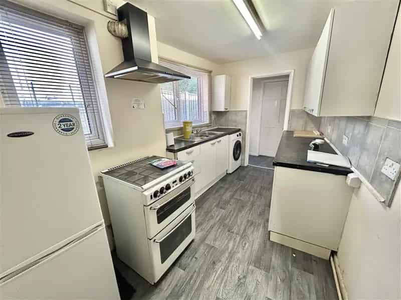 Two Bedroom House Near Tram - Part Furnished