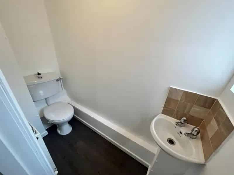 3 Bed Semi-Detached House for Sale Solihull