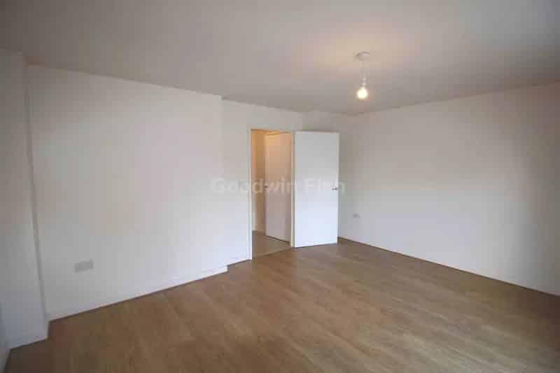 3 Bedroom Semi Detached House to Rent Manchester