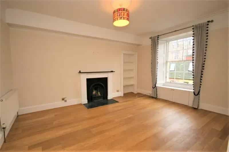 3 Bedroom Flat to Rent