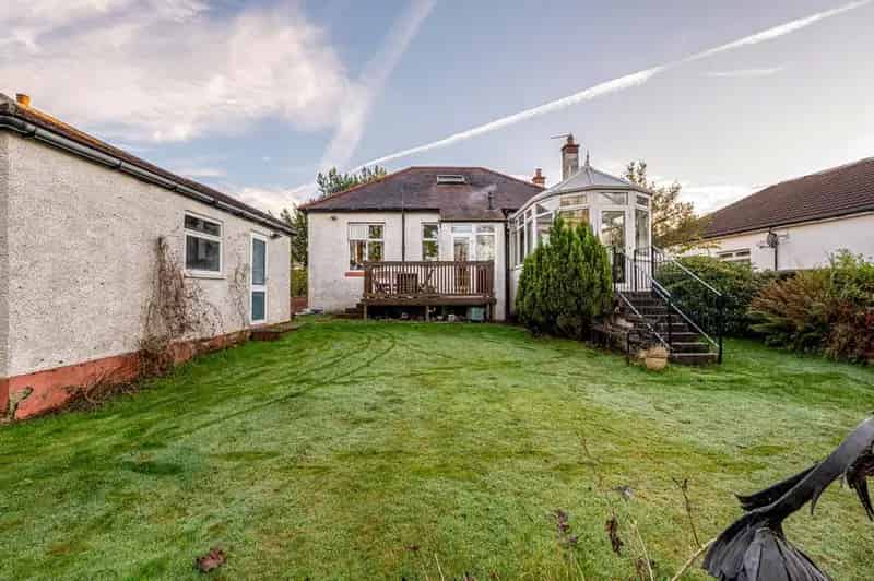 2 Bedroom Detached Bungalow for Sale Near Bearsden Cross