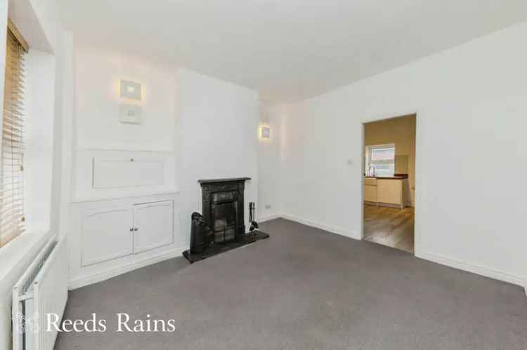 2 Bedroom Mid Terrace House For Sale Macclesfield