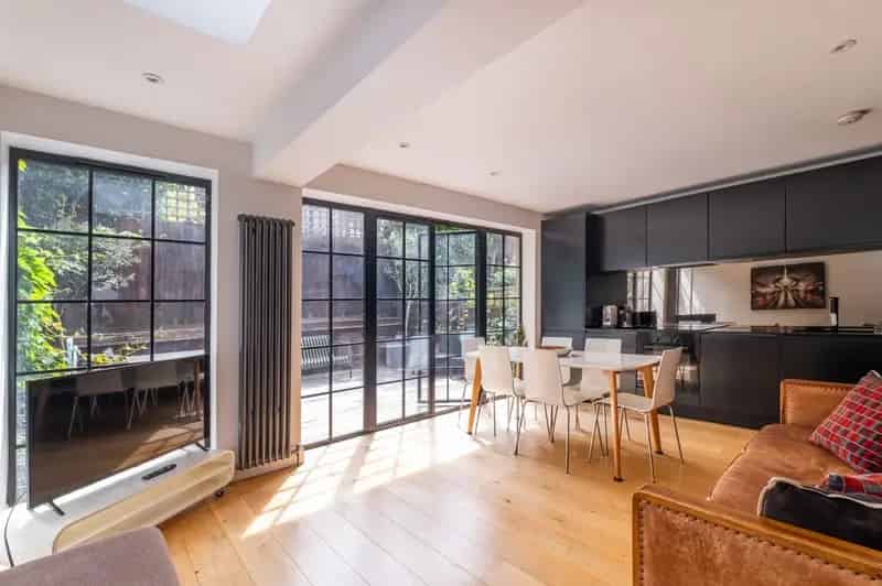 2 Bedroom Flat for Sale Nine Elms
