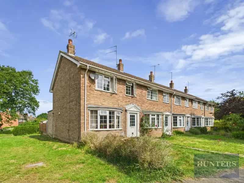3 Bedroom End Terrace House for Sale