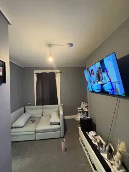 1 Bed Flat Swap Near Denmark Hill Station London