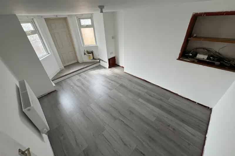 Three Bedroom Semi-Detached House Rothwell Zero Deposit Available