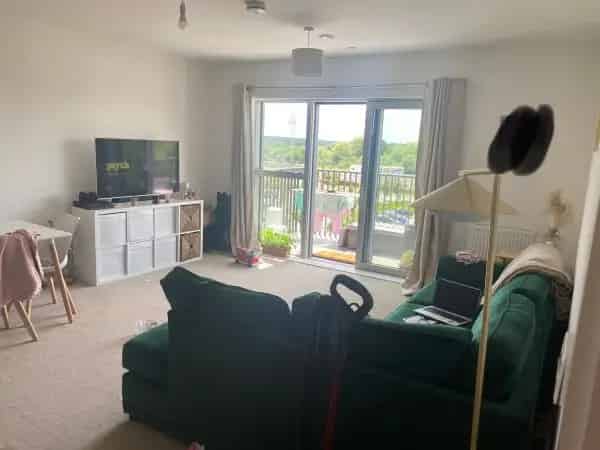 New 2-Bed Flat Large Balcony Huge Garden Underground Parking