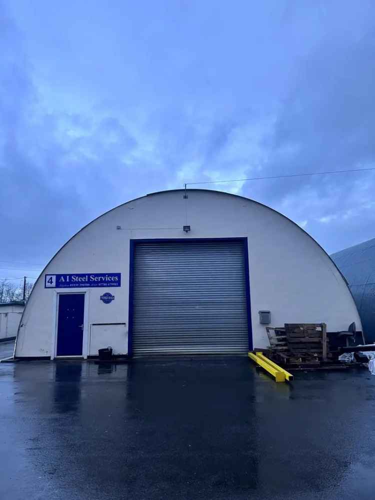 Industrial For Rent in Oldham, England