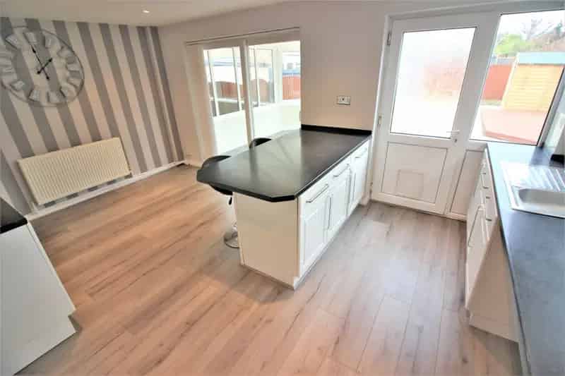Spacious Semi-Detached House Near Churchtown Southport