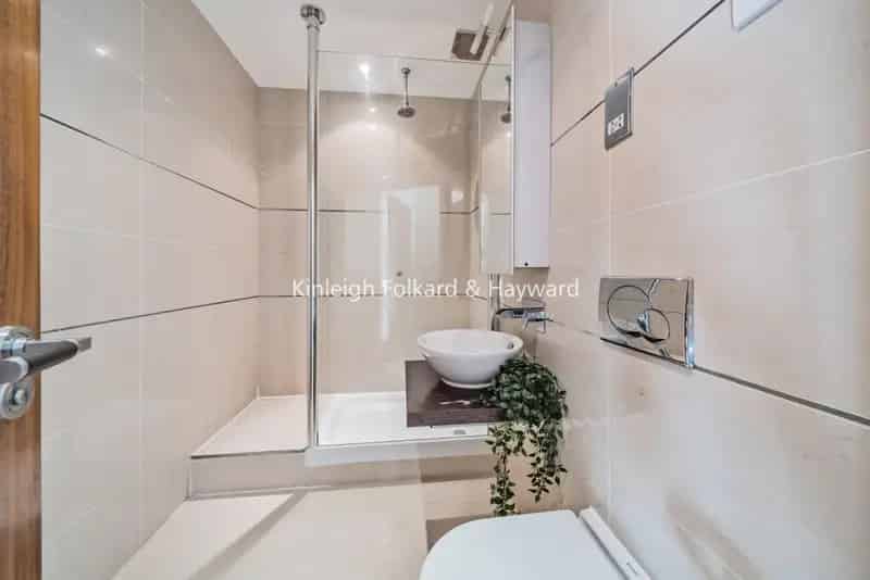 Flat For Rent , London, England
