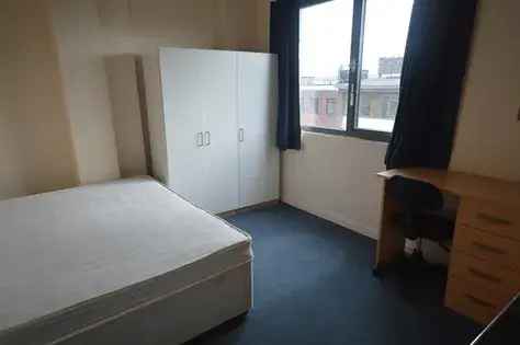 14m² Southampton Studio Flat Near Solent University