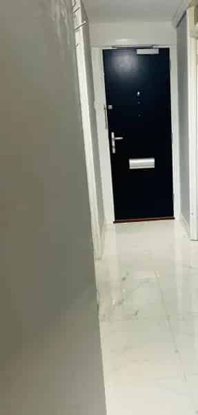 1 Bedroom Flat near Bush Hill Park Station - Secure Tenancy