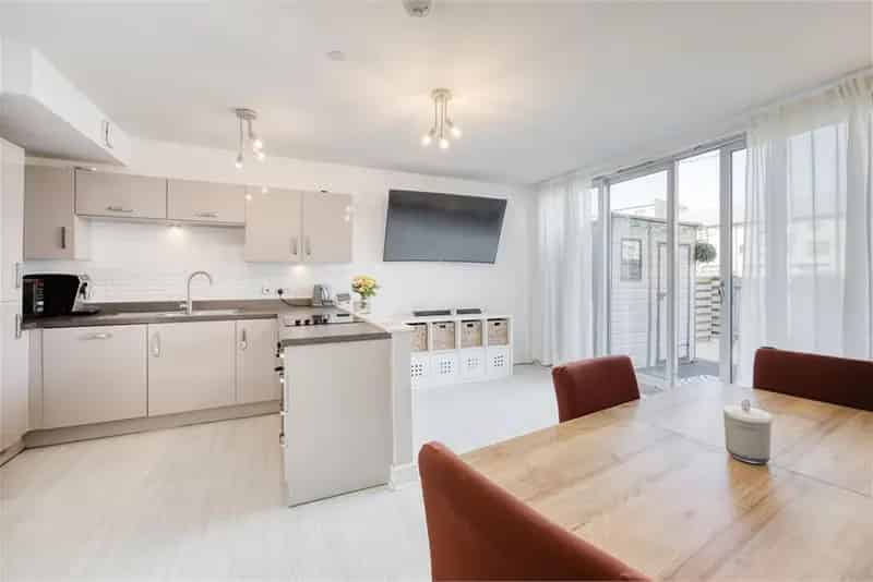 3 Bed House - Terraced with 1 Reception Room