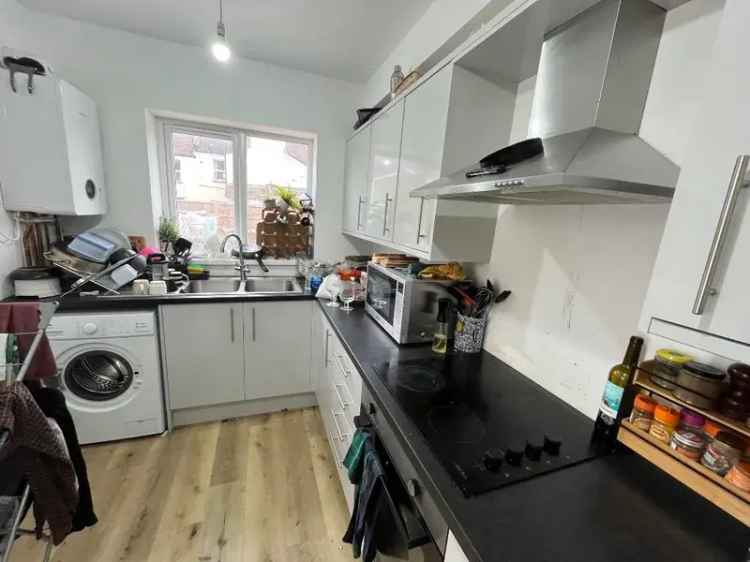 5 Bedroom Student House Near Gloucester Road