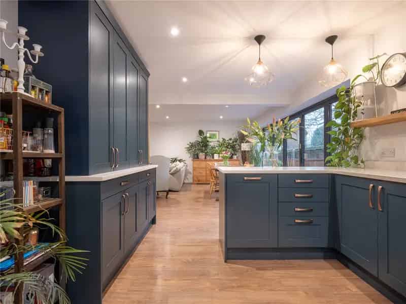5 Bedroom Detached House Aldbourne Recently Renovated