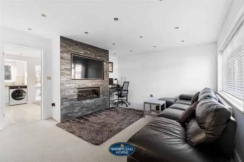 3 Bedroom Semi Detached House to Rent Finham Coventry