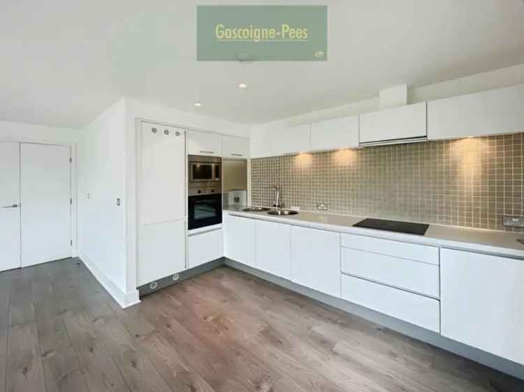 2 Bedroom Apartment with Two Balconies and Parking