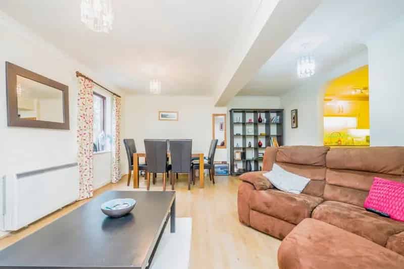 Two Bedroom Apartment Pontcanna Cardiff