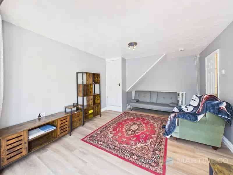 4 Bedroom House with Annexe and Workshop For Sale