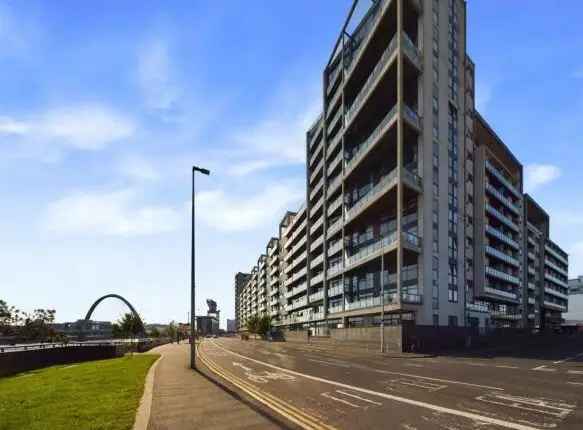 Spacious 2-Bedroom Flat in Lancefield Quay Glasgow