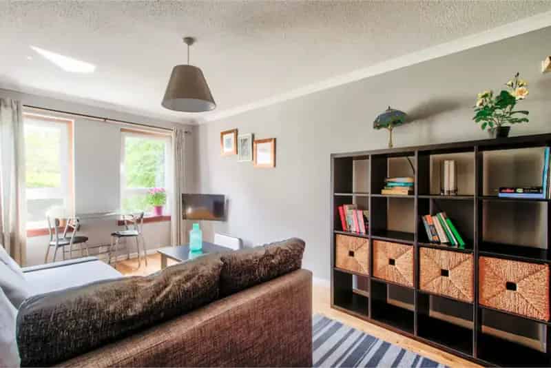 1 Bed Flat Ground Floor Leith Walk Edinburgh