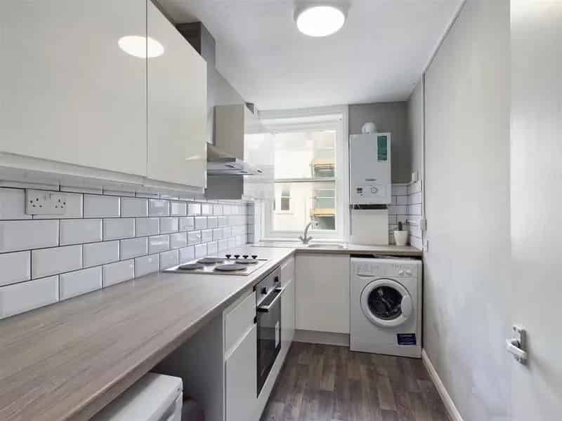 2 Bedroom Flat to Rent in Brighton