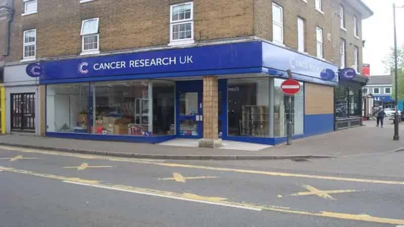 Retail Unit Biggleswade Market Square 614 sq ft Freehold