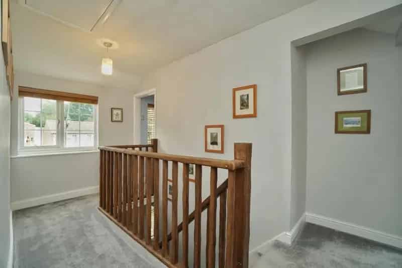 4 Bed Detached Cottage For Sale
