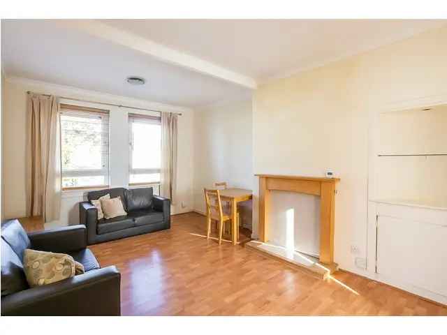 2 bedroom flat  for sale