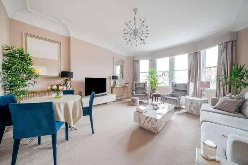 3 Bed Flat for Sale Gunnersbury Avenue