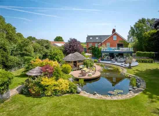 Victorian Country House with 10.2 Acres
