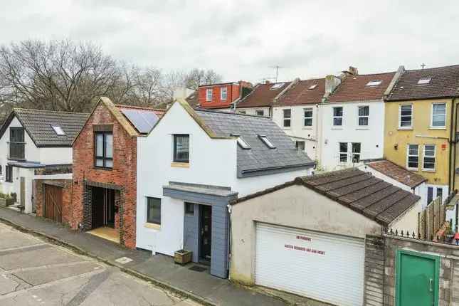 Two Bedroom Coach House Conversion Southville BS3