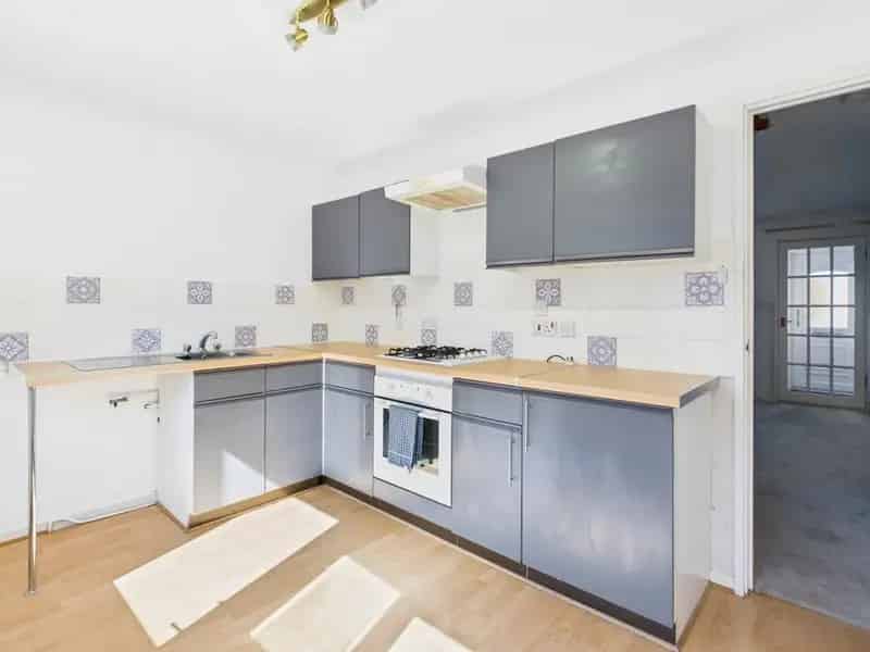 2 Bedroom House for Sale