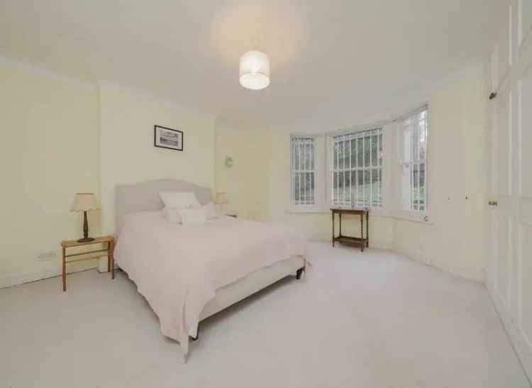  For Sale in 16-22, Gunterstone Road, London, England