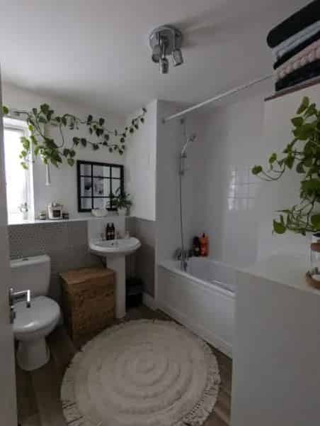 3 Bedroom Semi-Detached House Shopywyke Lakes Chichester
