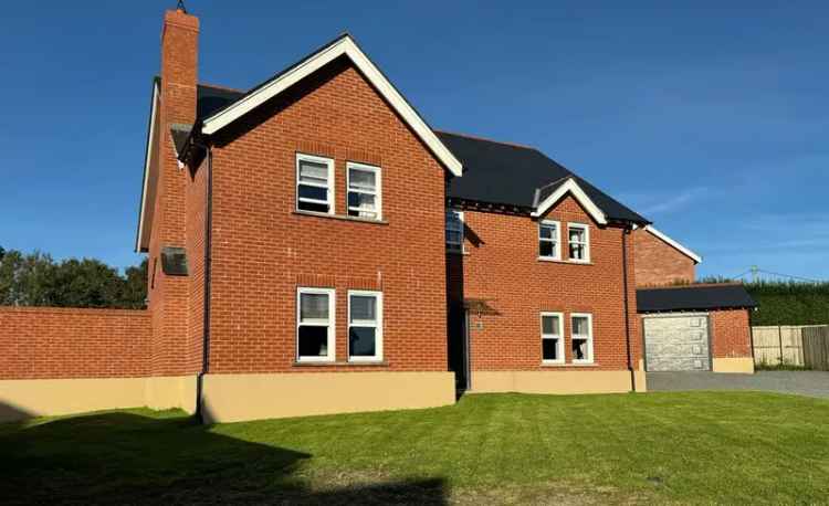 Detached House for sale with 4 bedrooms, Rhos Goch, Pennant