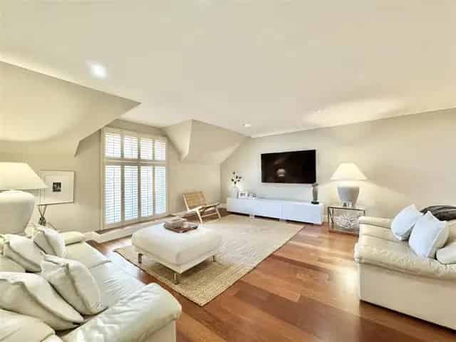 2 Bedroom Flat for Sale in Fairways Development