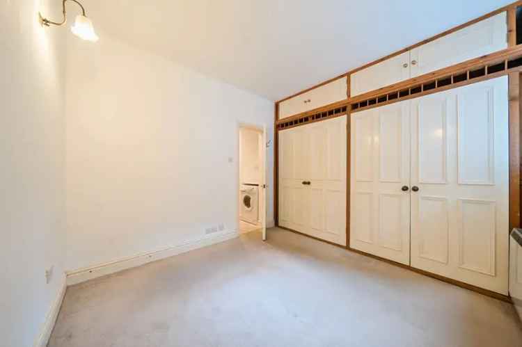 1 Bedroom Flat for Sale in Ramsbury